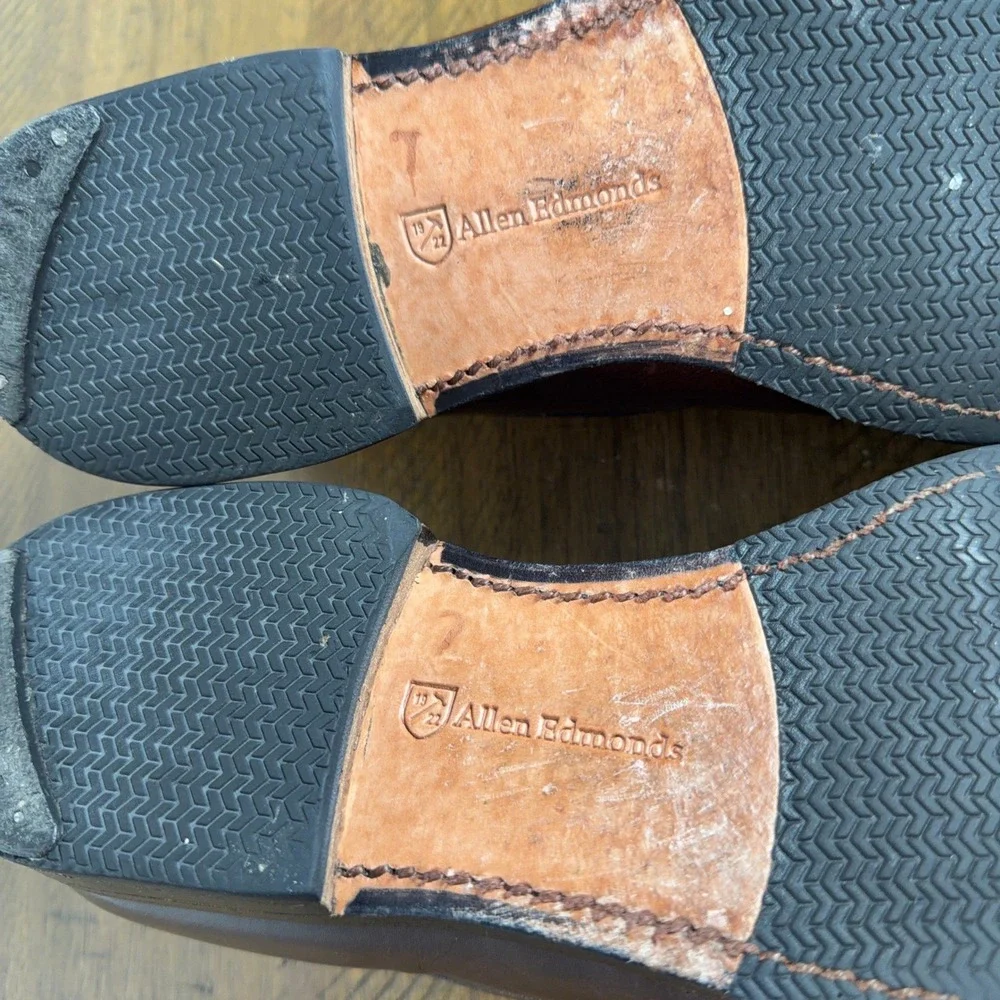 Allen Edmonds Shoes Mens 9.5 D Brown Steen Leather Apron Toe Dress Loafers